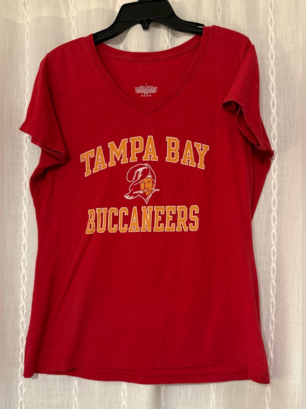 NFL Tampa Bay Buccaneers red tee. Size M